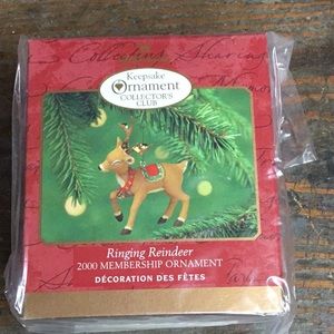 Hallmark Ringing Reindeer 2000 Member Ornament